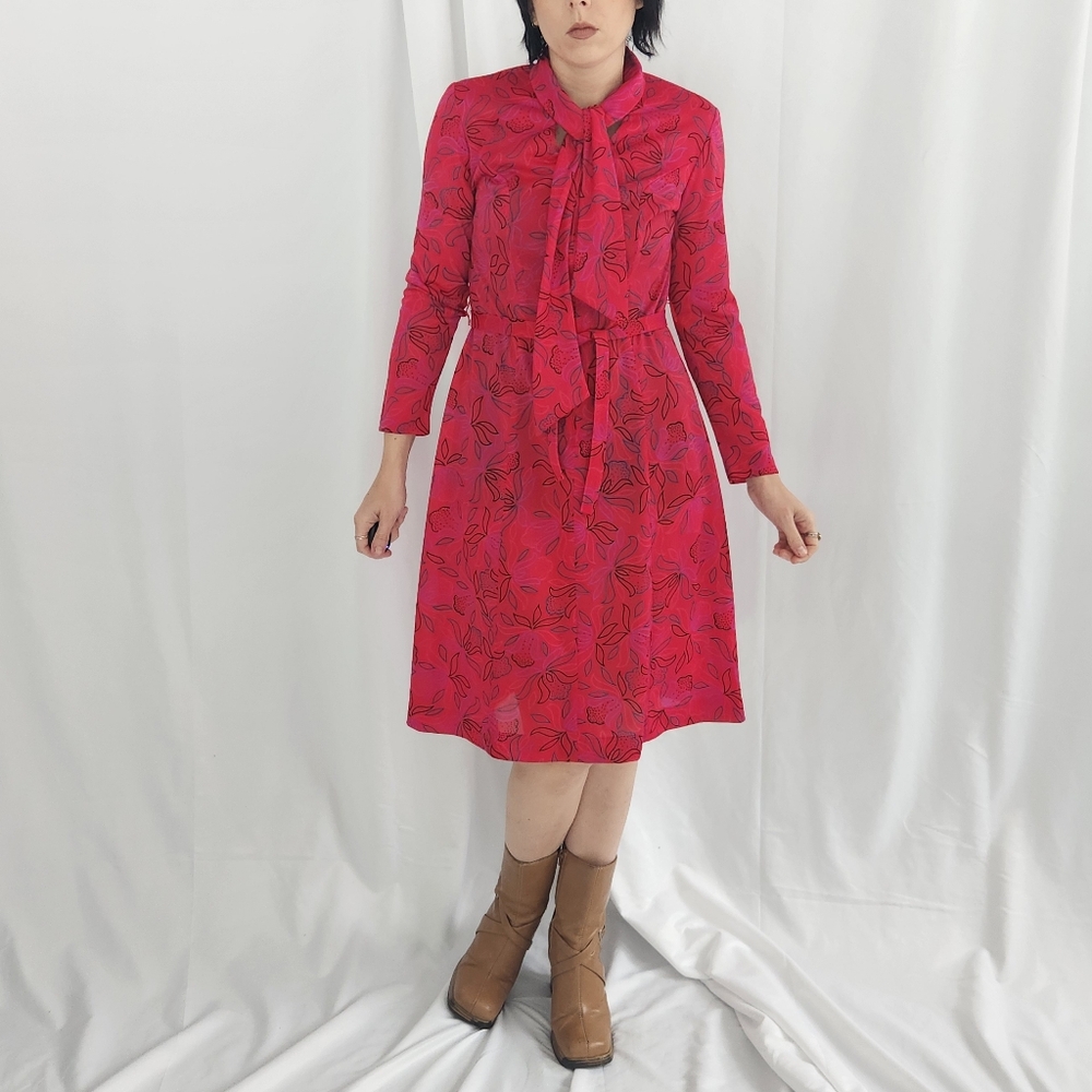 70s Fuscia Floral Dress